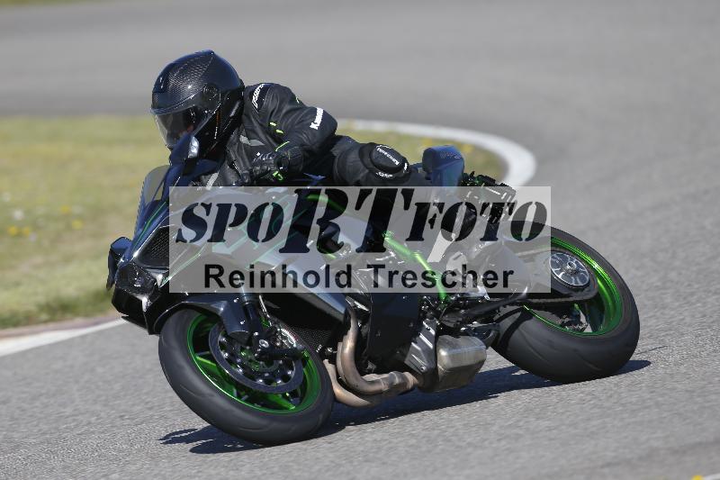 /06 08.04.2026 Cornu Master School ADR/Gruppe gruen/8